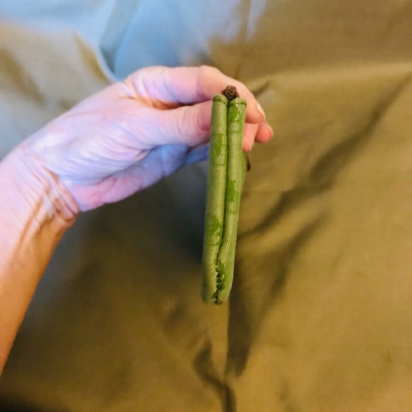 Dooney & Bourke cosmetics case. NWOT. COR - Picture 4 of 8